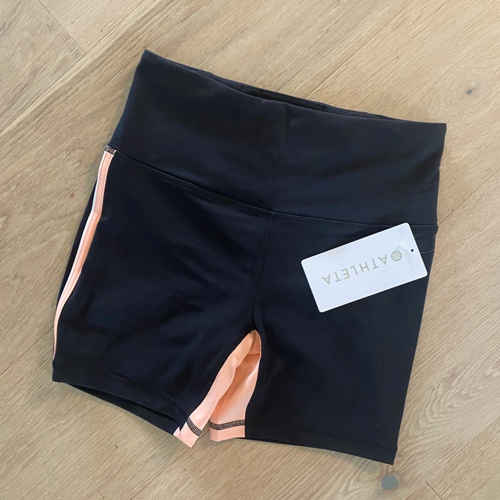 NWT Athleta Elation Shortie size medium